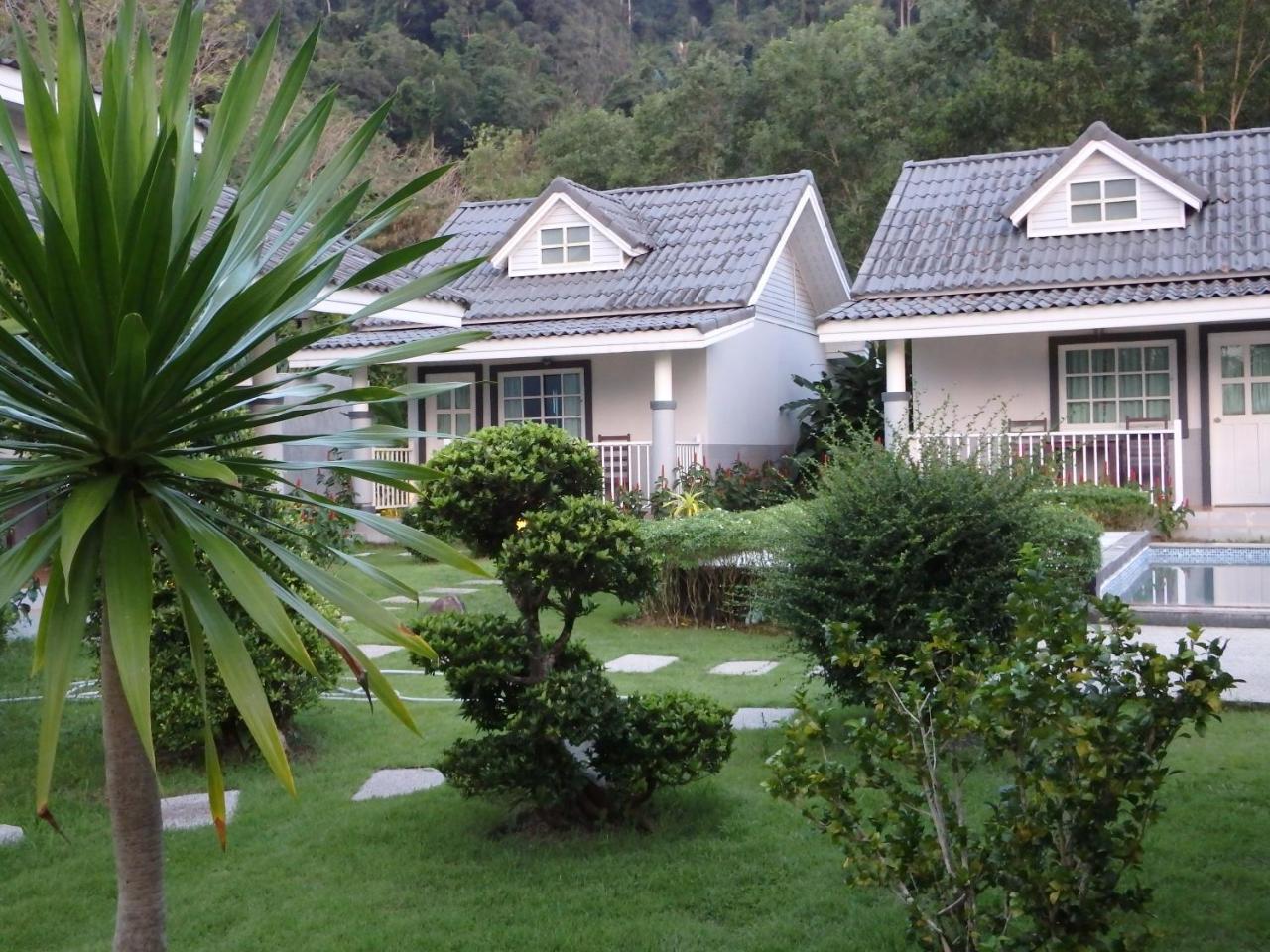 Suksompong Resort Khao Lak Dış mekan fotoğraf